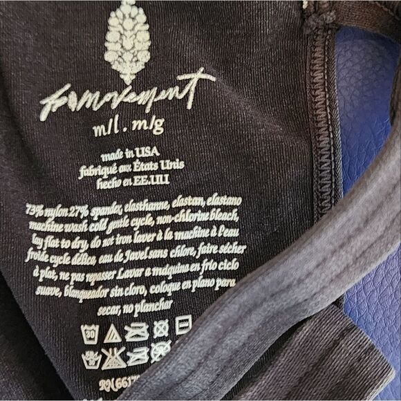 NWOT Free People Movement Good Karma Onesie Navy M/L - Picture 4 of 4